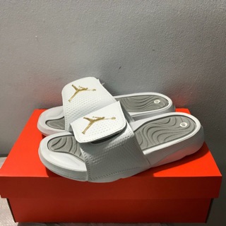 Dép Jorden trắng