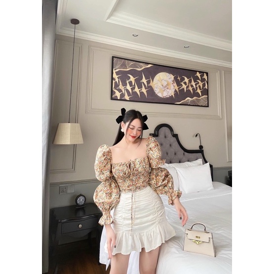 Áo Hoa nhún croptop cúp ngực | BigBuy360 - bigbuy360.vn