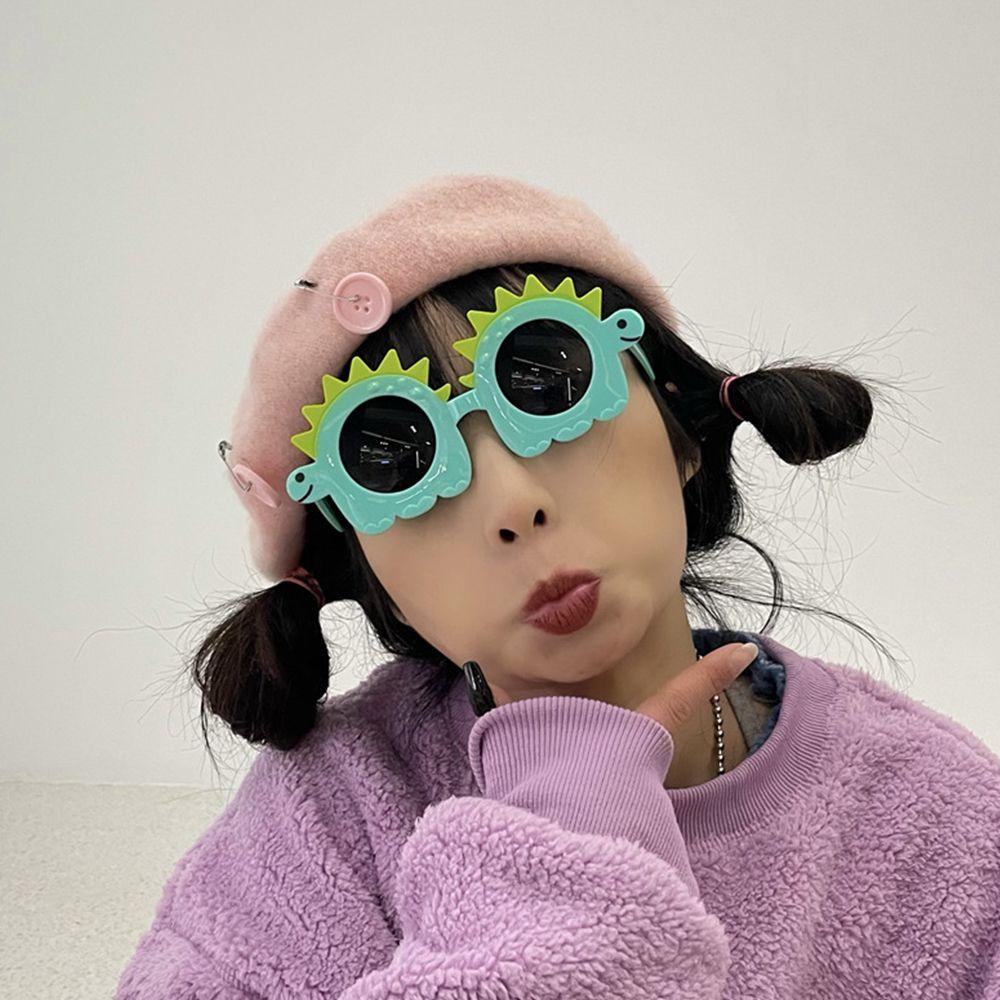 Mắt Kính Nhựa Hình Trái Tim Thời Trang Hàn Quốc Dành Cho Bé Gái