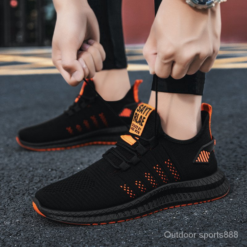 Ready Stock New Men's Fashion Sneakers Casual Running Shoes Outdoor Sports Shoes Breathable and Comfortable