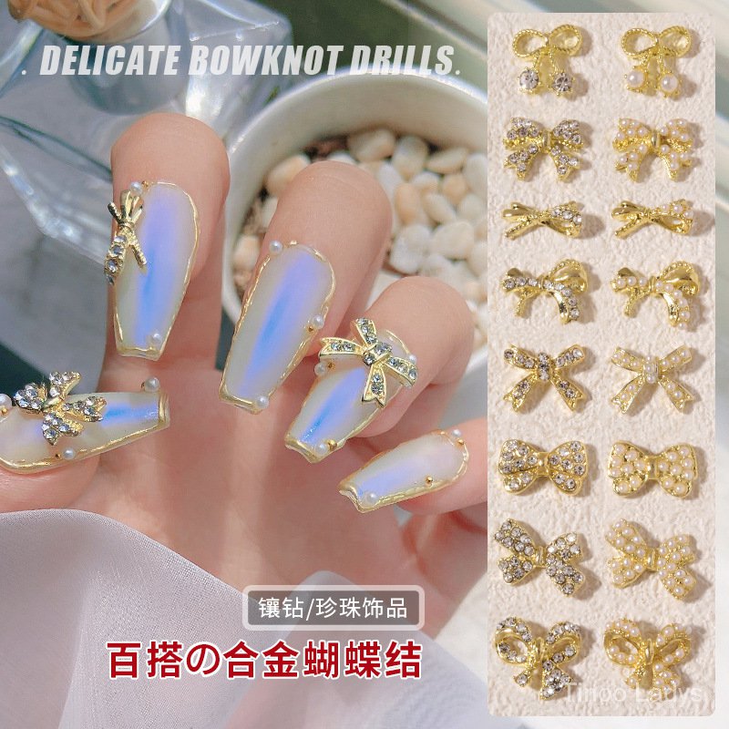Hộp Phụ Kiện Đính Trang Trí Móng Tay Hình Bướm Xinh Xắn
