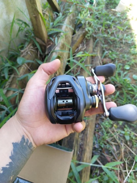 Máy câu cá shimano curado 200