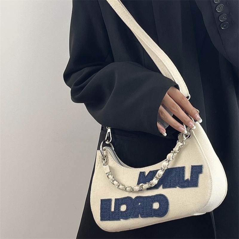 Túi đeo chéo vai JASMIN NOIR 22BL08024 vải denim thời trang sành điệu cho nữ