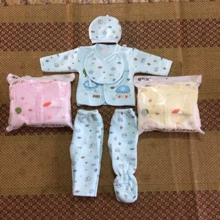 Set 5 chi tiết trần bông cho bé sơ sinh