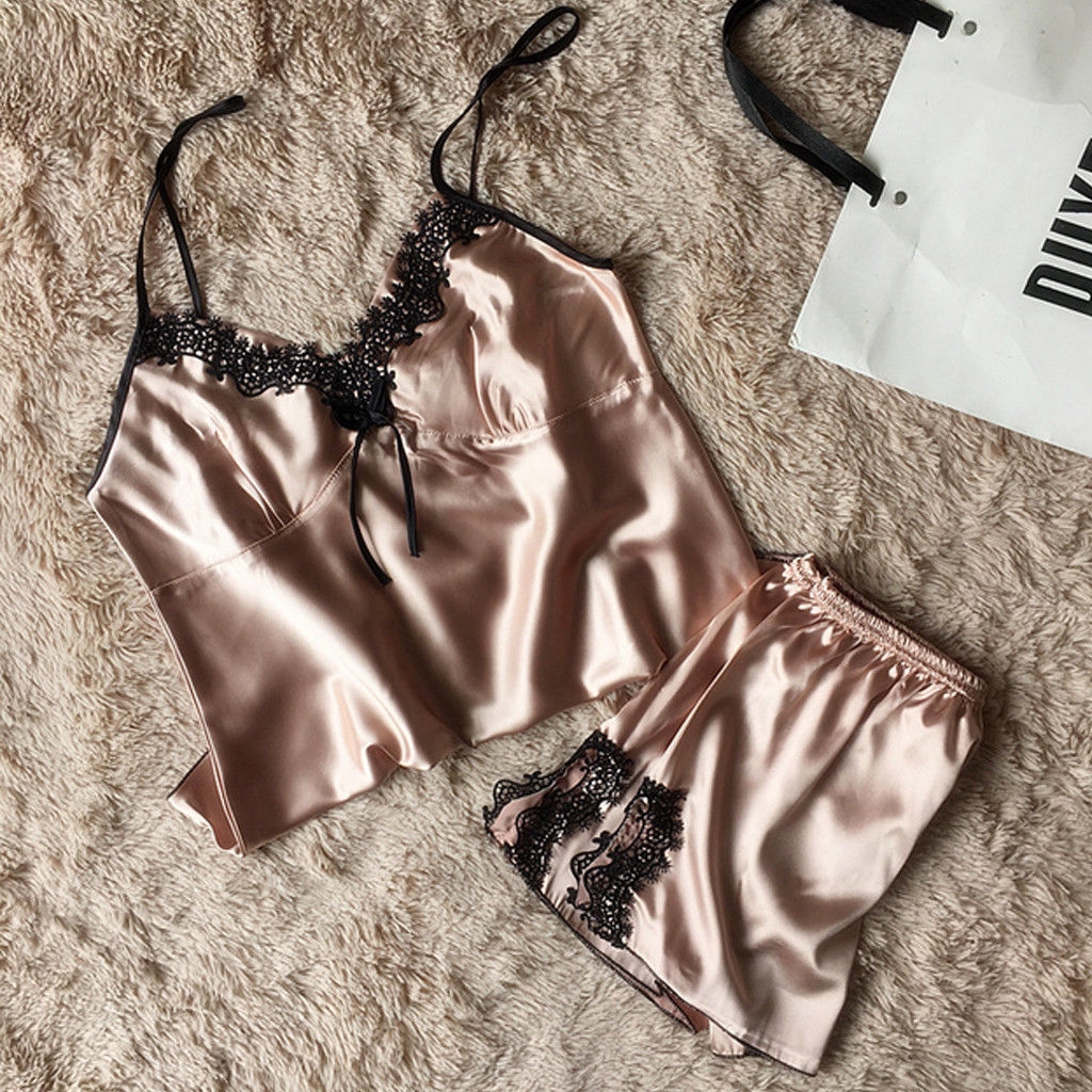 Set Đầm Ngủ Satin Phối Ren Và Quần Lót Lọt Khe Quyến Rũ