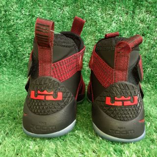Lebron Soldier XI