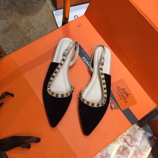 [Săn sale 99k] Dép sandal bít mũi da lộn viền đinh tán kèm ảnh thật đi cực xinh