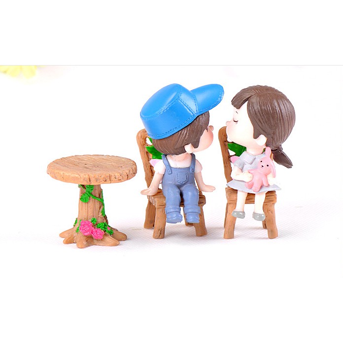 Bàn Ghế Phủ Hoa Lãng Mạn quà tặng trang trí