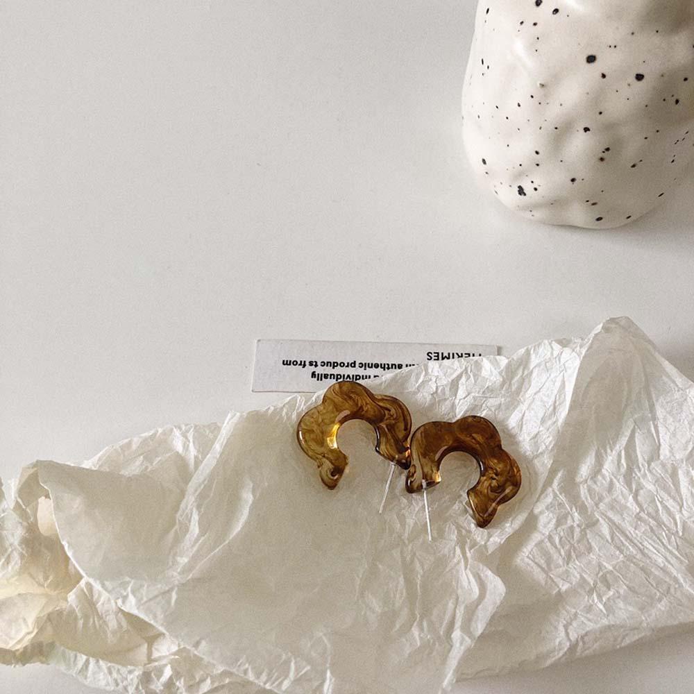 Khuyên Tai Hình Chữ C Màu Caramel Đơn Giản Thời Trang Cho Nữ