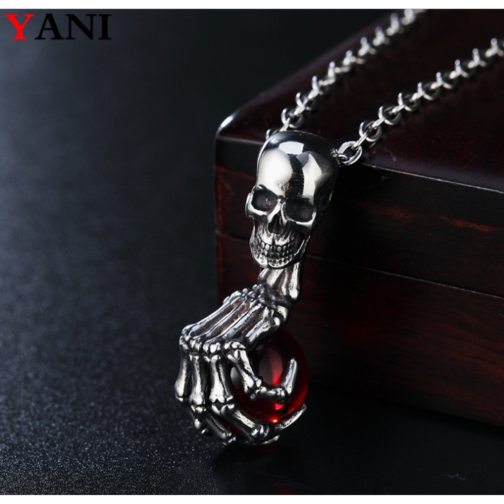 Men's Skull Ghost Claw Pendant Male Domineering Rock Ghost Necklace Fashion Personality