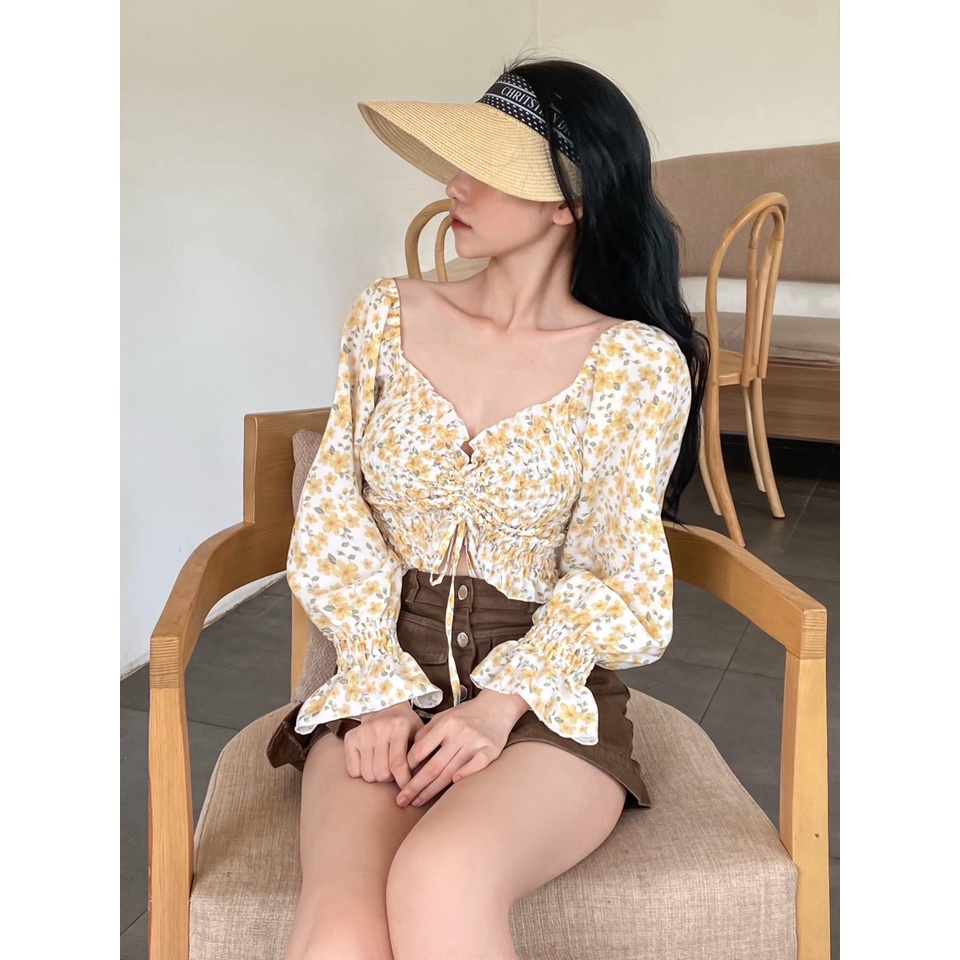 Áo croptop hoa rút dây giữa dài tay phồng A502099