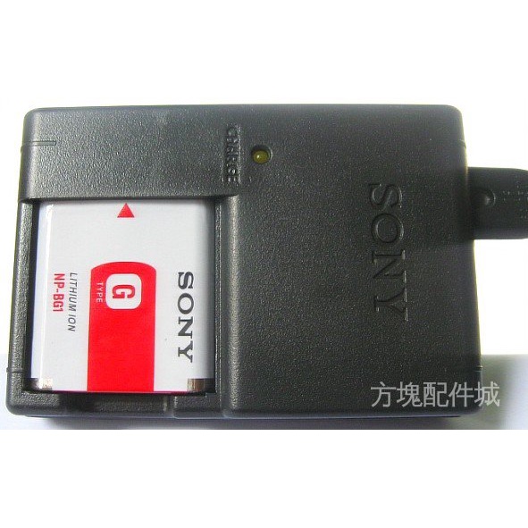 Củ sạc máy ảnh Sony DSC-W120 DSC-W130 DSC-W150 DSC-W170 cho DSC-W150 DSC-W170 thiết kế tiện dụng