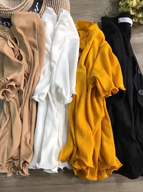 - PH - ÁO CROPTOP CUỐN BIÊN NUT NHỰA SIÊU XINH - PH -