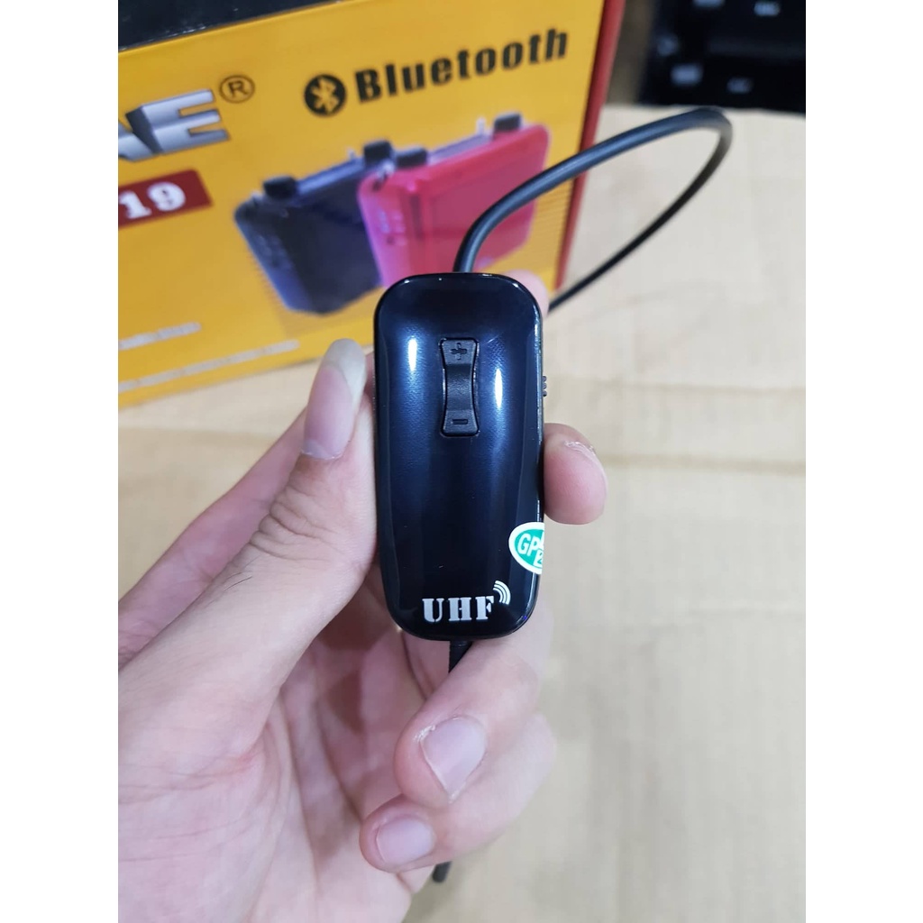 Loa trợ giảng SHUAE SM-919: Thiết kế Micro không dây, công suất 10W, âm thanh to, Chức năng Bluetooth, USB...