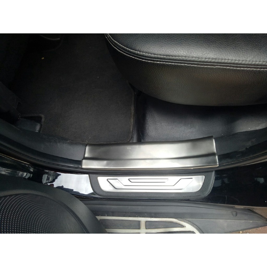 Ốp bậc cửa trong Kia Sorento 2014-2020 4 chi tiết