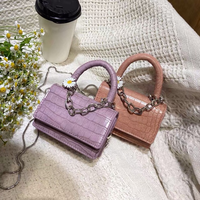 Video thật - so sánh hàng rẻ) Túi hộp hoa cúc da sần 2 size S020