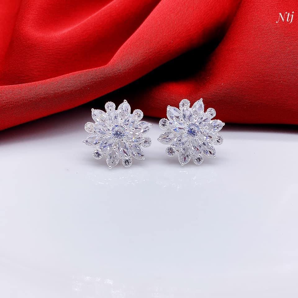 Bông tai nữ hoa tuyết mặt to chuẩn bạc ta sang chảnh - Kho sỉ bạc Nhất Linh