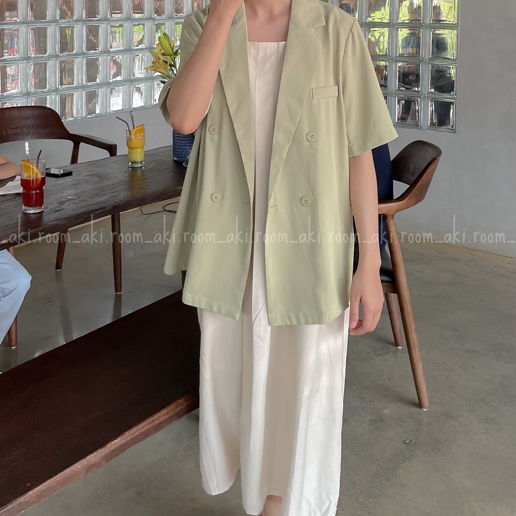 Áo blazer cộc tay một lớp bốn khuy form rộng không túi 2211