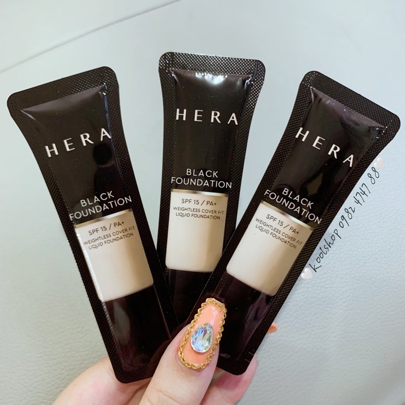 🌸Sample🌸Kem Nền Hera Black Foundation SPF15/PA+ Weightless Cover Fit Liquid Foundation 🌸