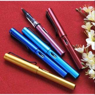 Bút máy kim tinh lá tre T001