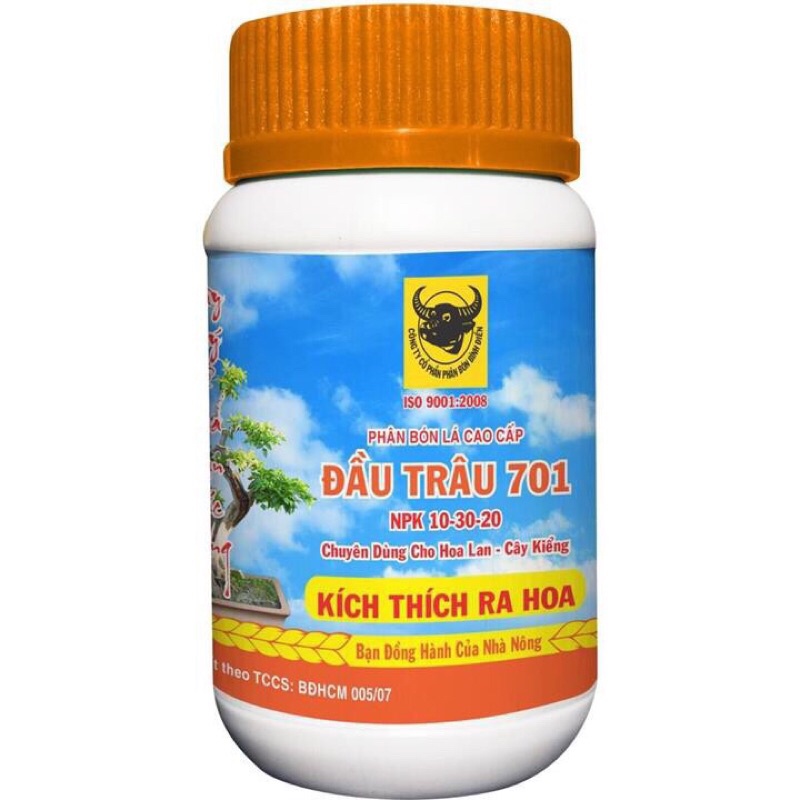 Phân bón lá cao cấp-Phân bón đầu trâu M701 kích thích ra hoa