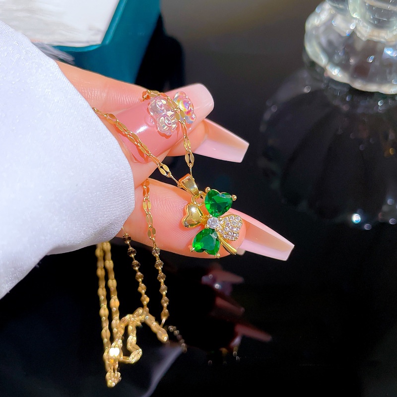 Dây Chuyền Thép Titan Nhẹ Đính Đá Zircon Hình Bông Hoa Sang Trọng