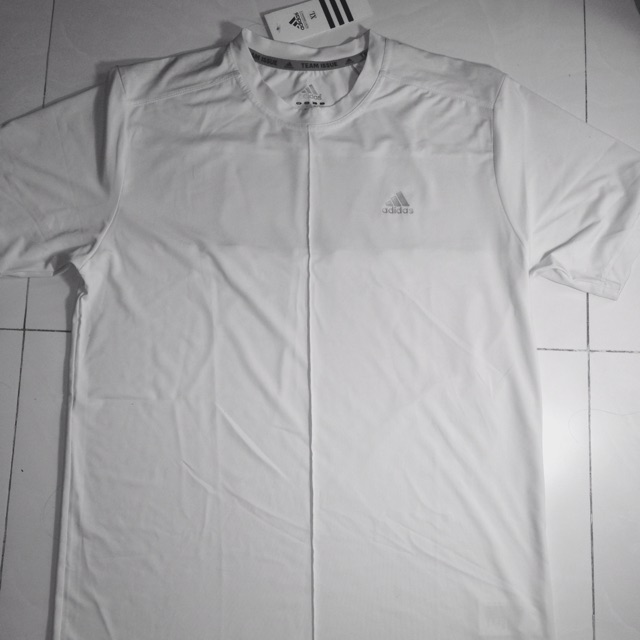 Áo thun thể thao Adidas
