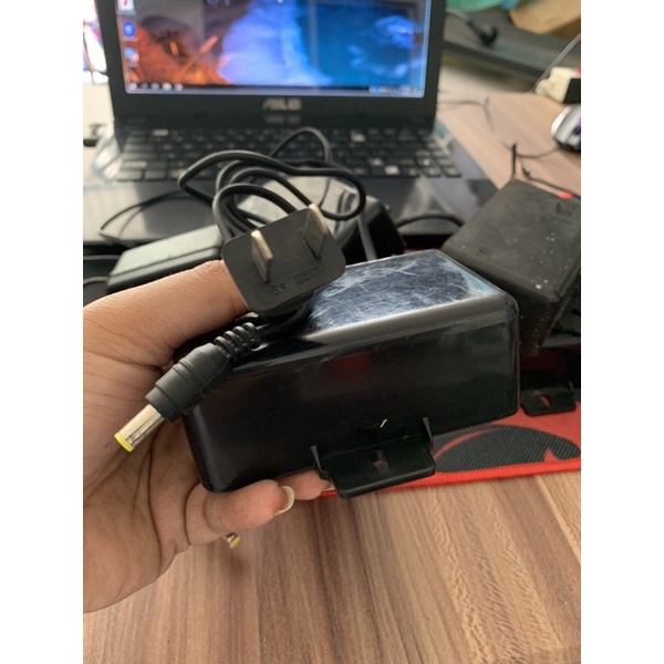 Adapter  12v-2a dùng cho camera, modem, đèn led, quạt, sạc…