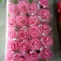 Bông hồng cài áo vu lan