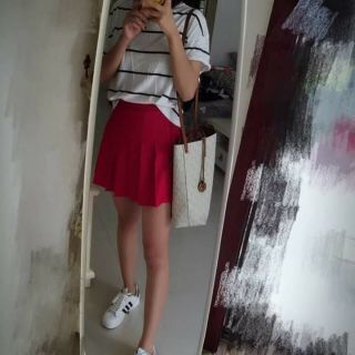Váy xoè xếp ly