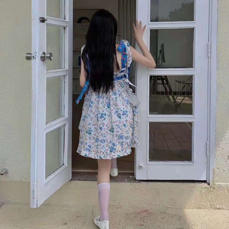 Đầm sát nách hoạ tiết hoa thiết kế dáng rộng thoải mái