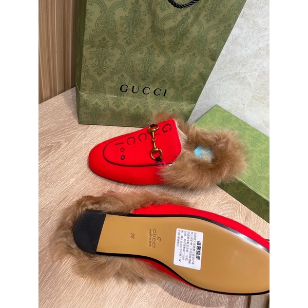 Giày sục lót lông mẫu mới hoạ tiết thương hiệu Gucci GG/GC 2021 cao cấp