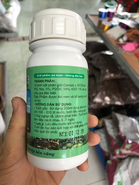 Ra rễ cực mạnh- EM Root- HLC. Chai 250ml