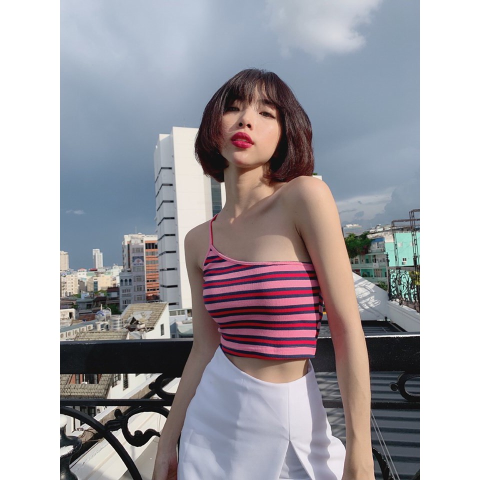 Crop lệch vai