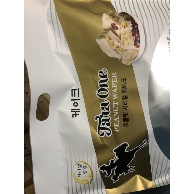 Bánh Tara One Peanut Wafer Hàn Quốc 350g