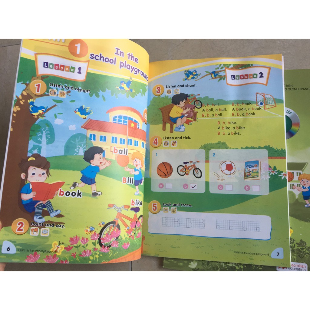 Sách Tiếng Anh 1 chương trình mới có mã thẻ học