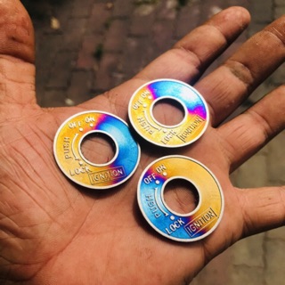 Titan dán ổ khoá zin sirius ex2010
