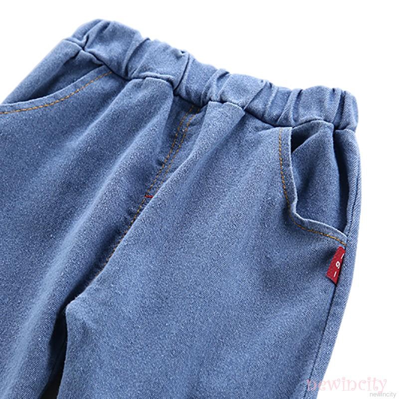 Set quần jeans kèm áo hoodie phong cách Hàn Quốc thời trang cho bé trai