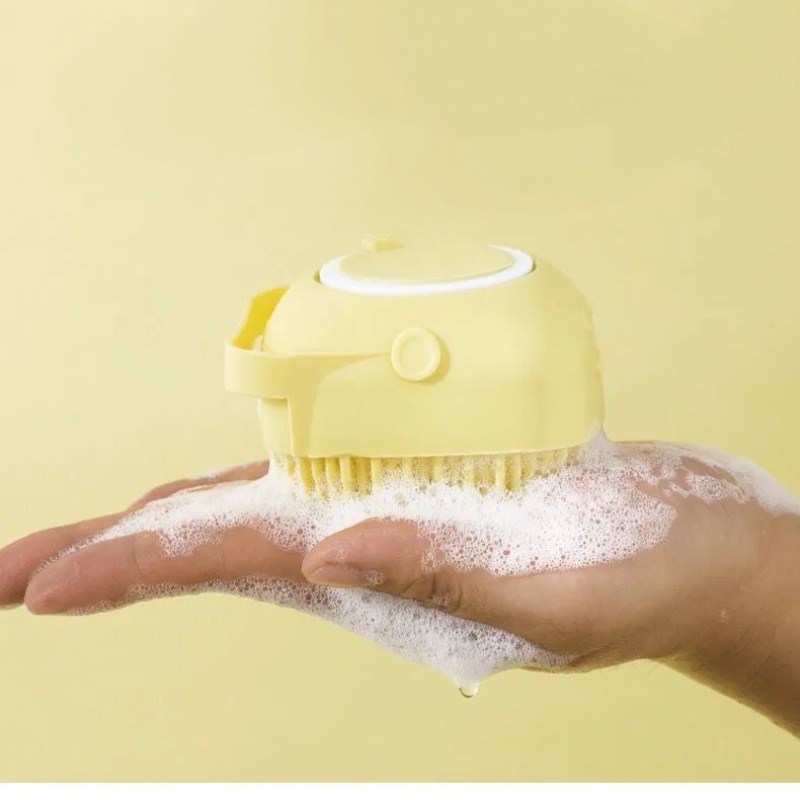 Bàn chải silicon mát xa lưng khi tắm cho bé