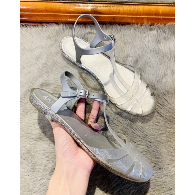 Giày nhựa 2hand size 38-39