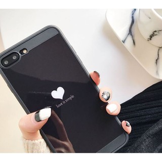 Ốp tim đỏ và trắng cho iphone