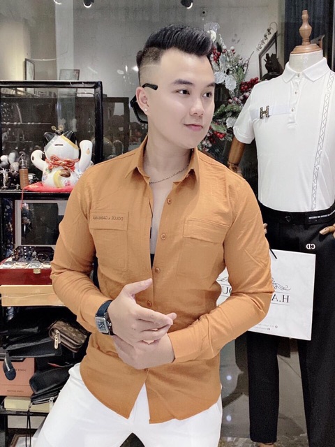 Áo somi đũi Nhật nam mẫu mới 2020 tay dài cổ bẻ có hai túi trước ngực thêu chữ | BigBuy360 - bigbuy360.vn