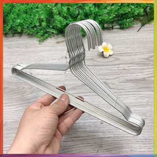 Set 5 móc phơi quần áo cho bé không rỉ.