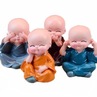 Bộ 4 chú tiểu