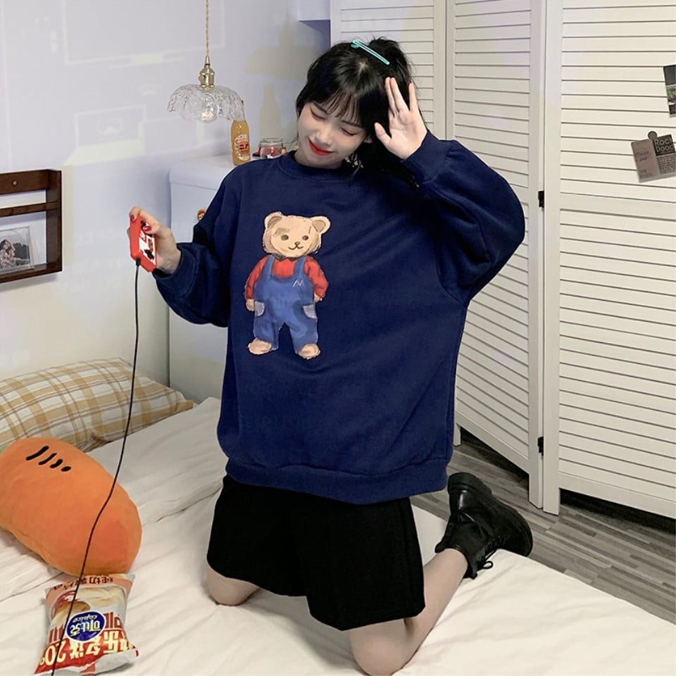 Áo thun tay dài form rộng, áo sweater Unisex -áo nỉ tay dài cổ tròn hình gấu | BigBuy360 - bigbuy360.vn