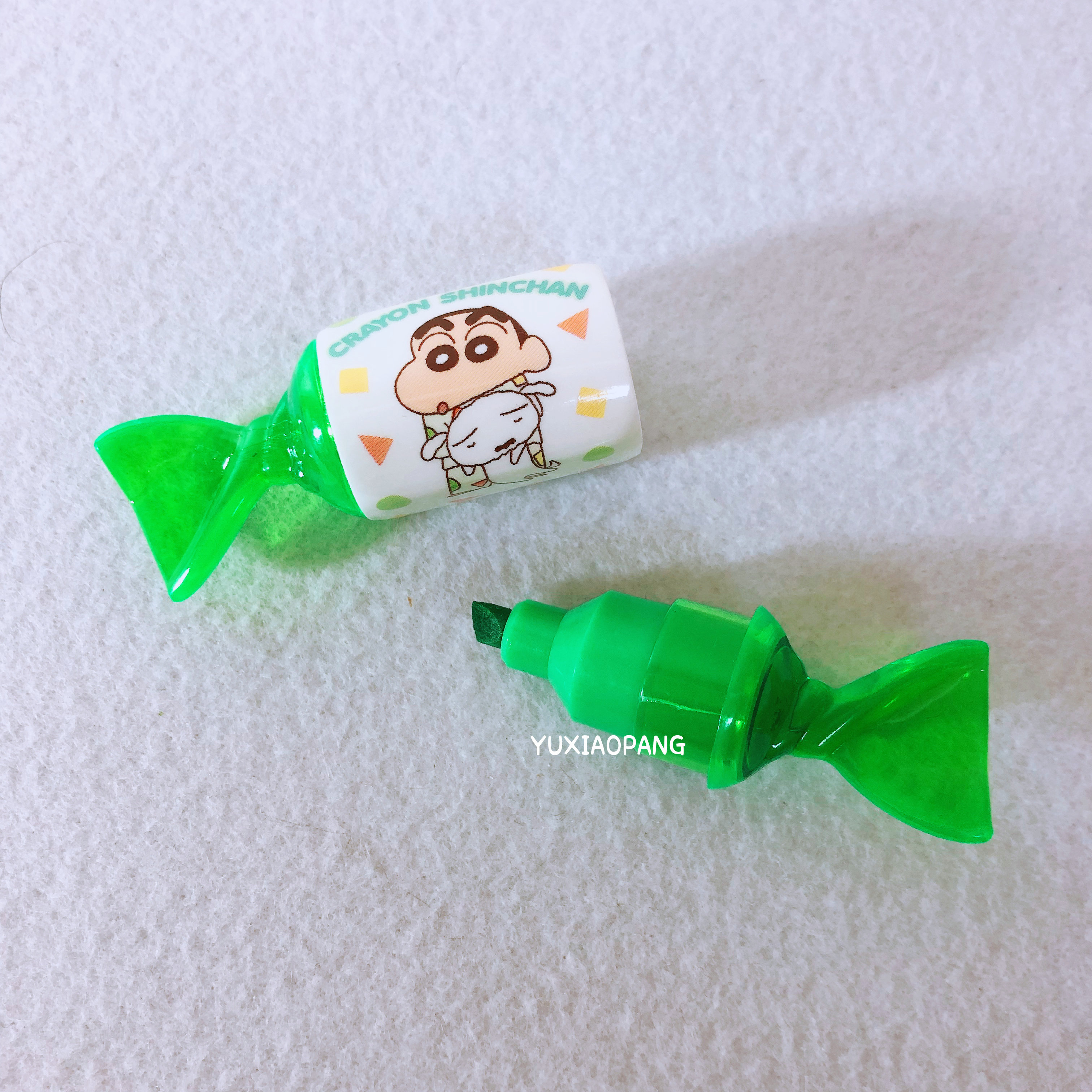 Bút dạ quang mini có mùi thơm hình viên kẹo họa tiết cậu bé bút chì shin Nhật Bản giới hạn