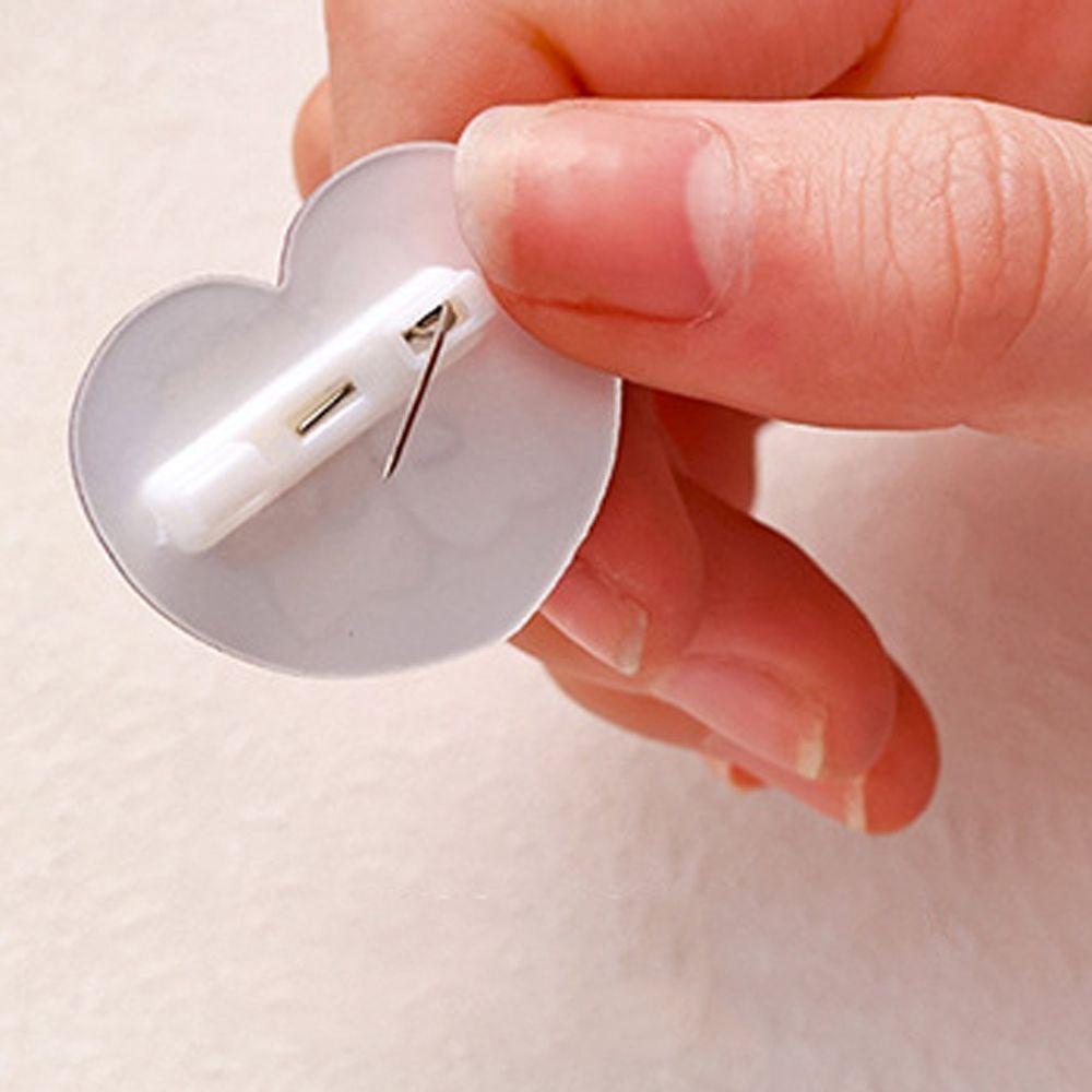 Ghim Cài Áo Bằng Acrylic Hình Hoạt Hình Đáng Yêu Thời Trang