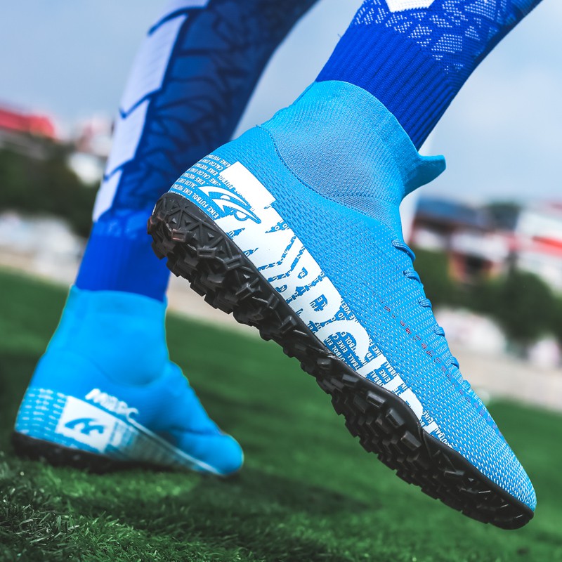 Giày đá bóng cỡ 35-44 phong cách cầu thủ Ronaldo cao cấp