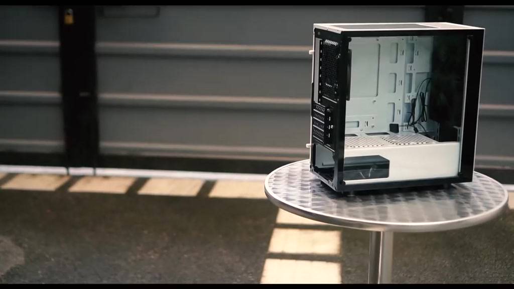 Vỏ máy tính MIK Nexus M Hàng chính hãng bảo hành 12 tháng | BigBuy360 - bigbuy360.vn