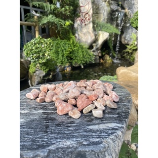 Sỏi màu hồng trang trí